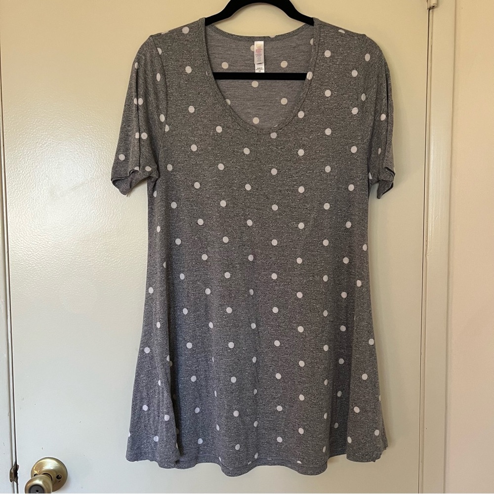 LuLaRoe‎ Tunic Top Perfect T Polka Dot Gray XS New NWOT Rayon Polyester